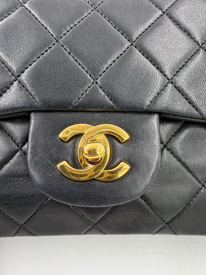 CHANEL Timeless Double Flap small Lammleder schwarz GHW