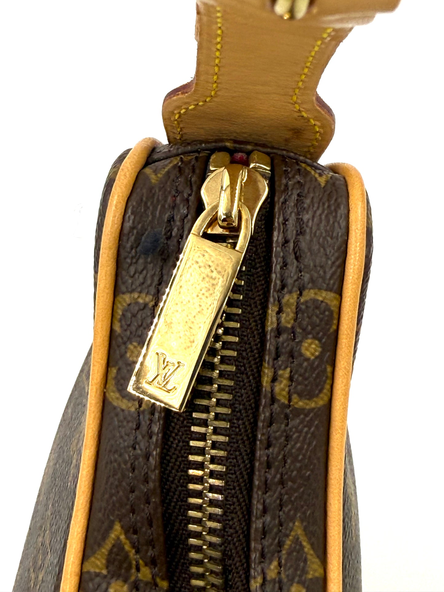 LOUIS VUITTON Croissant PM Monogram Canvas