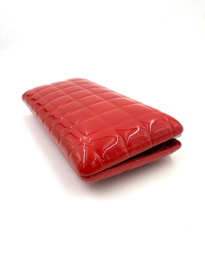 CHANEL Patent Chocolate Bar Clutch rouge