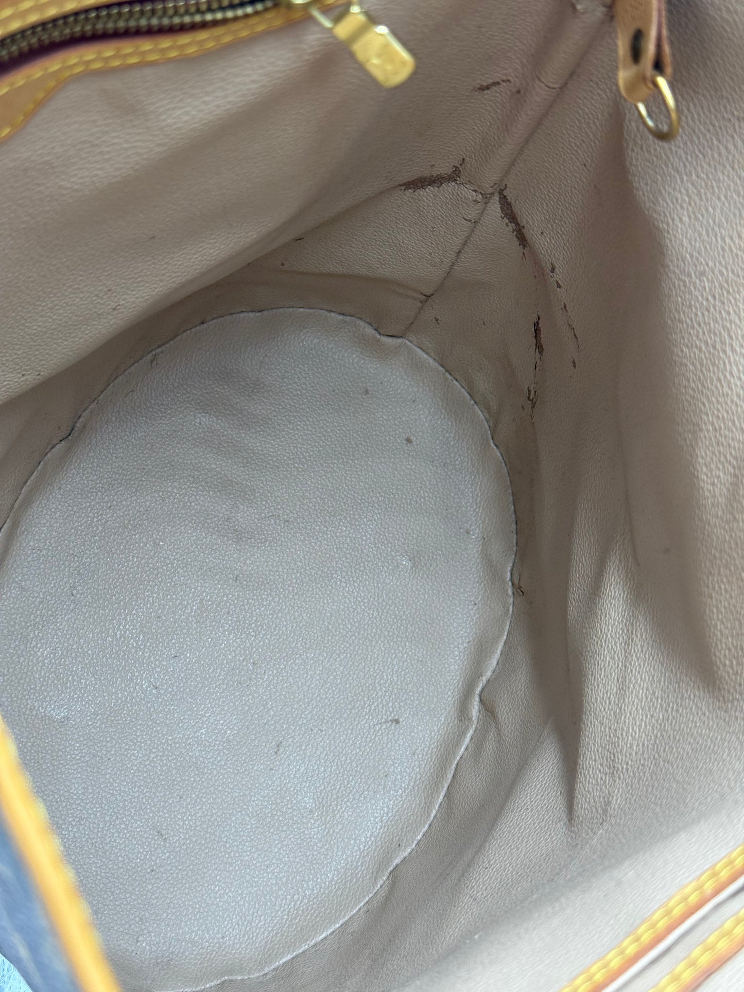 LOUIS VUITTON Bucket Bag GM Monogram Canvas