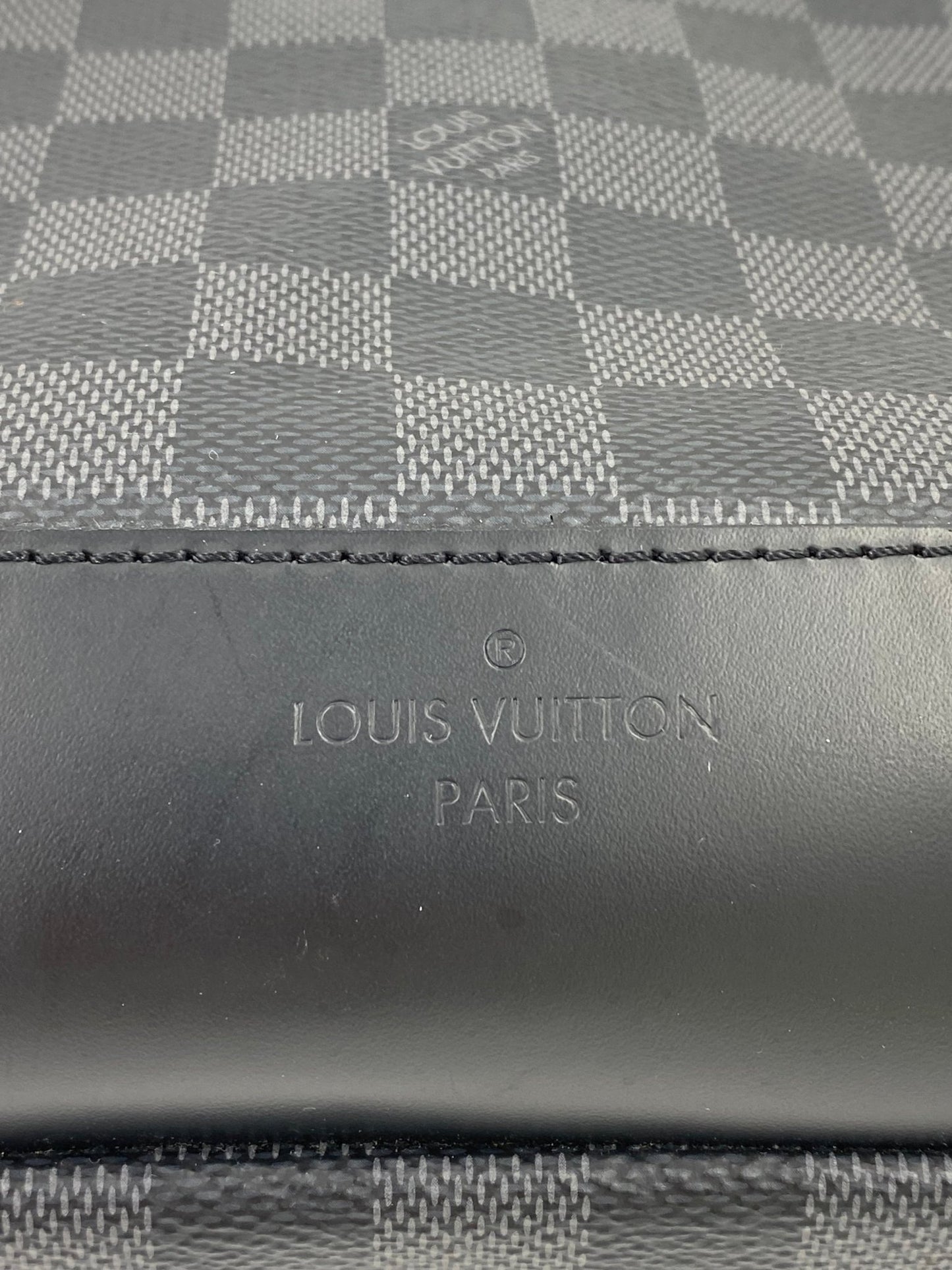 LOUIS VUITTON Sling Bag Damier graphite - Clutch & Macarons - Chip - Clutch & Macarons - 