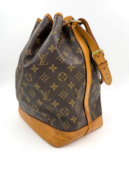 LOUIS VUITTON Noe grande Monogram Canvas
