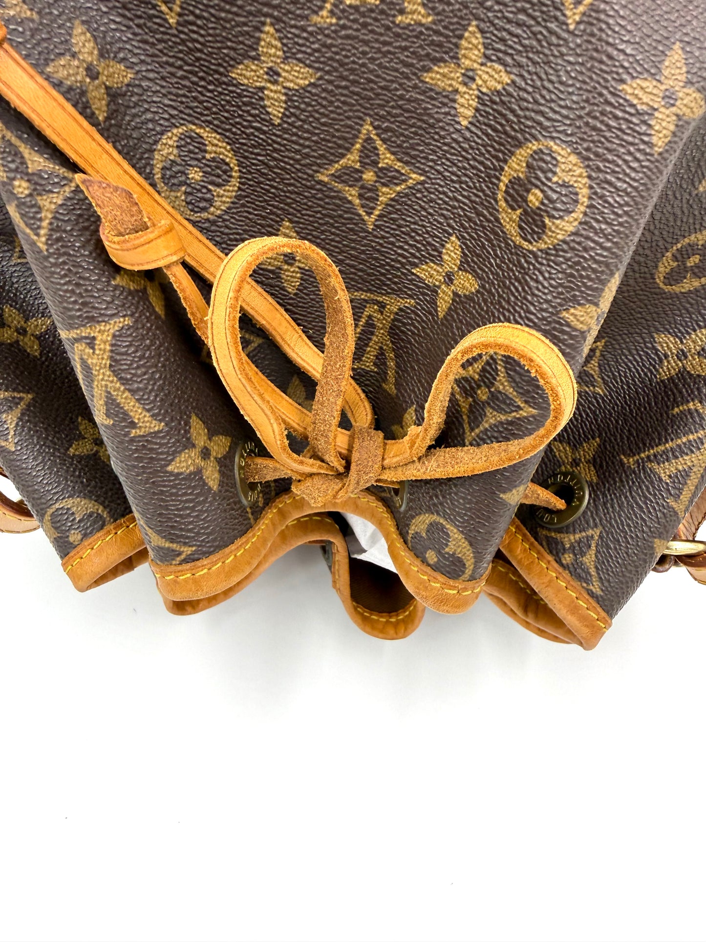 LOUIS VUITTON Noe grande Monogram Canvas