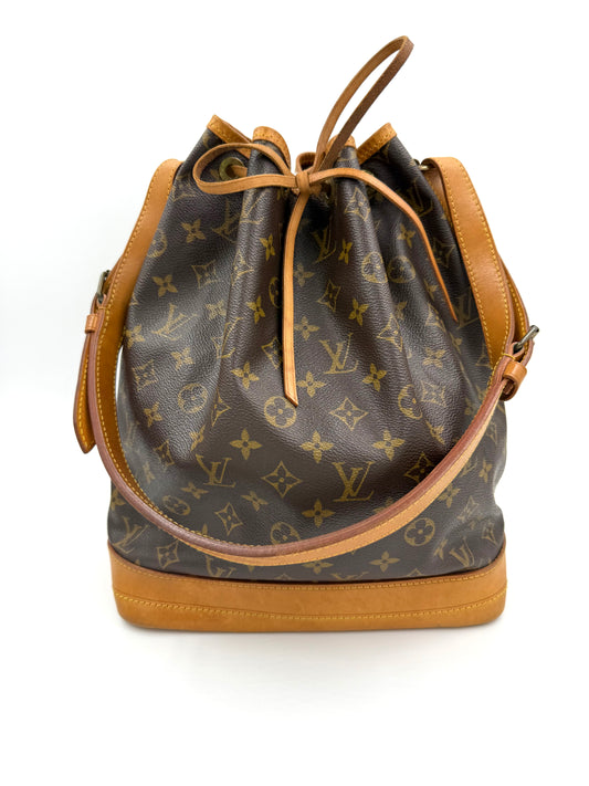 LOUIS VUITTON Sac Noe Grande Monogram Canvas