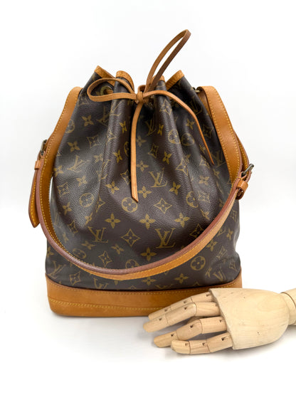 LOUIS VUITTON Sac Noe Grande Monogram Canvas