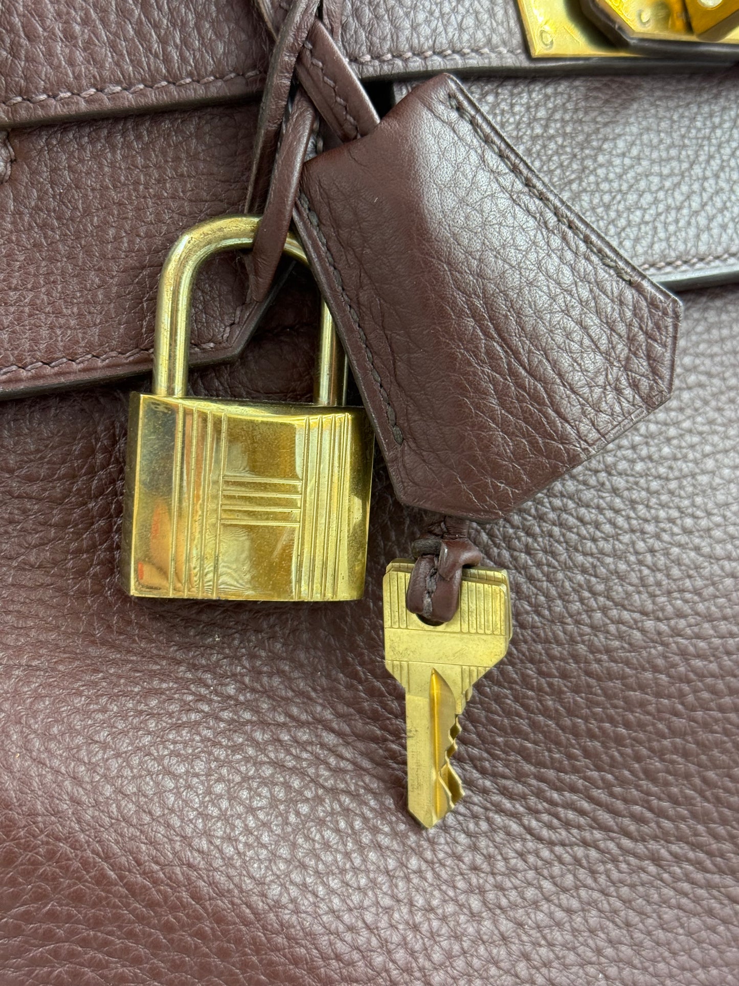 HERMÈS Sac haute a courroies 40 Togo GHW