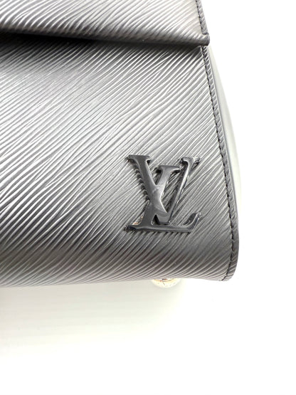 LOUIS VUITTON Cluny BB Epi noir