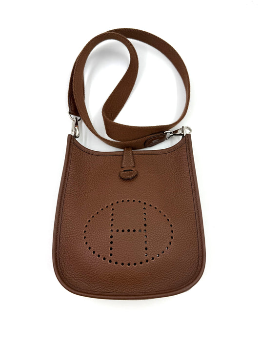 HERMÈS Eveylne 16 Clemenceleder braun