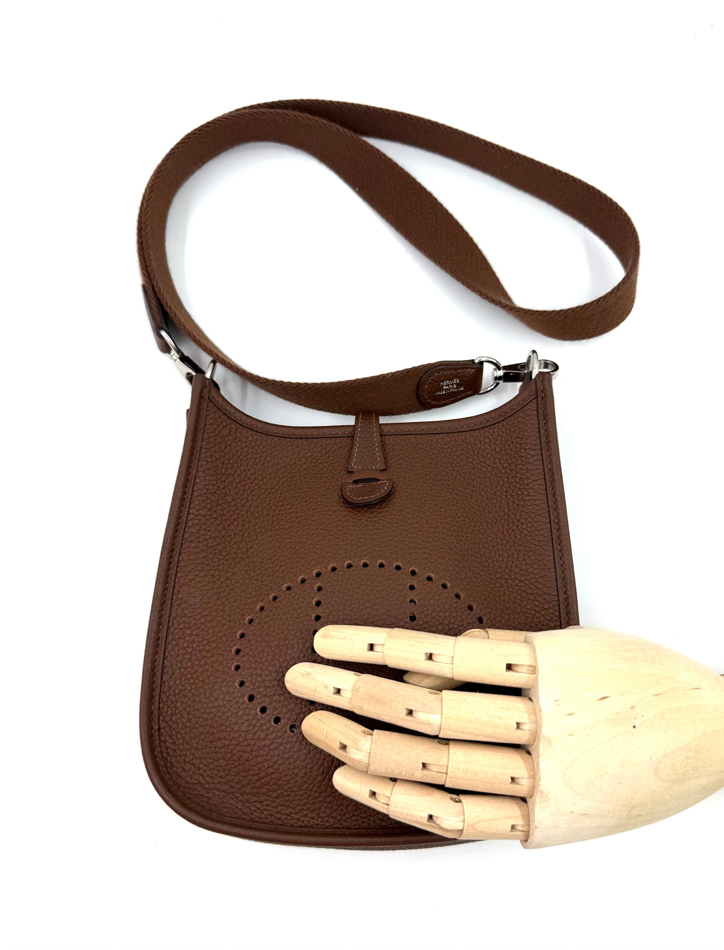 HERMÈS Evelyne 16 Clemenceleder braun