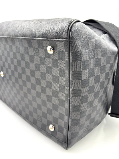 LOUIS VUITTON Roadster Damier Graphite - Clutch & Macarons - BA0191 - Clutch & Macarons - 