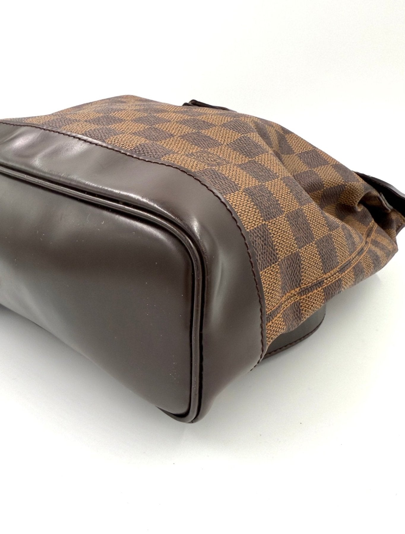 LOUIS VUITTON Soho Rucksack Damier Ebene - Clutch & Macarons - TH0010 - Clutch & Macarons - 