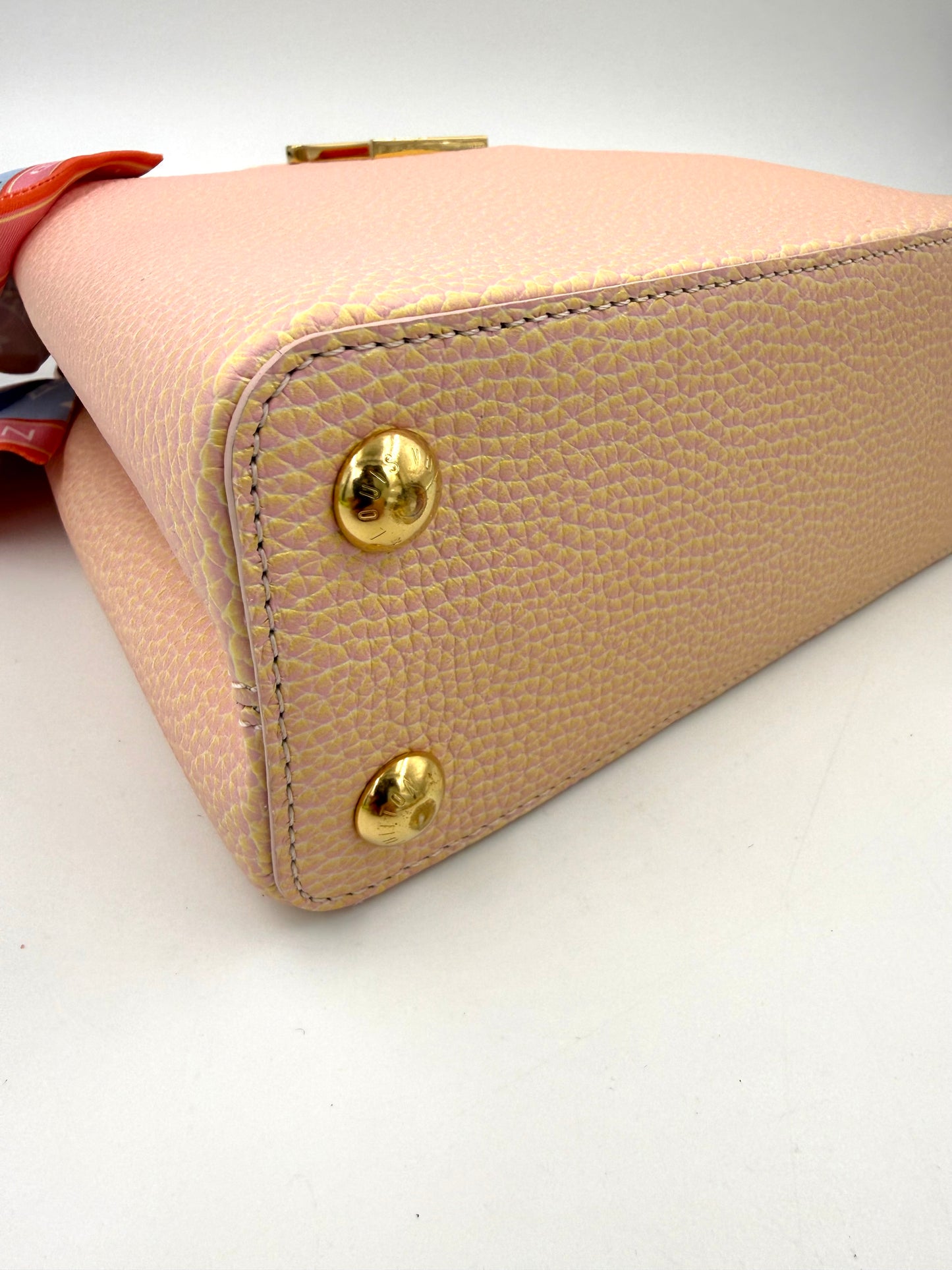 LOUIS VUITTON Capucines BB