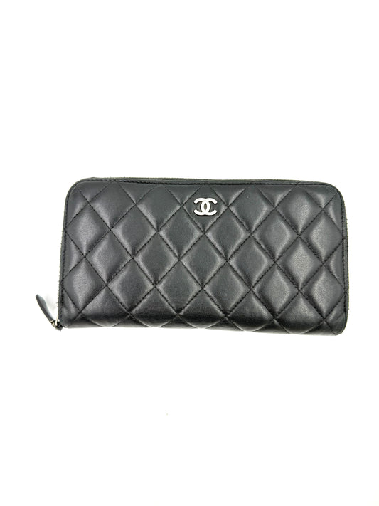 CHANEL Timeless Wallet schwarz Lammleder
