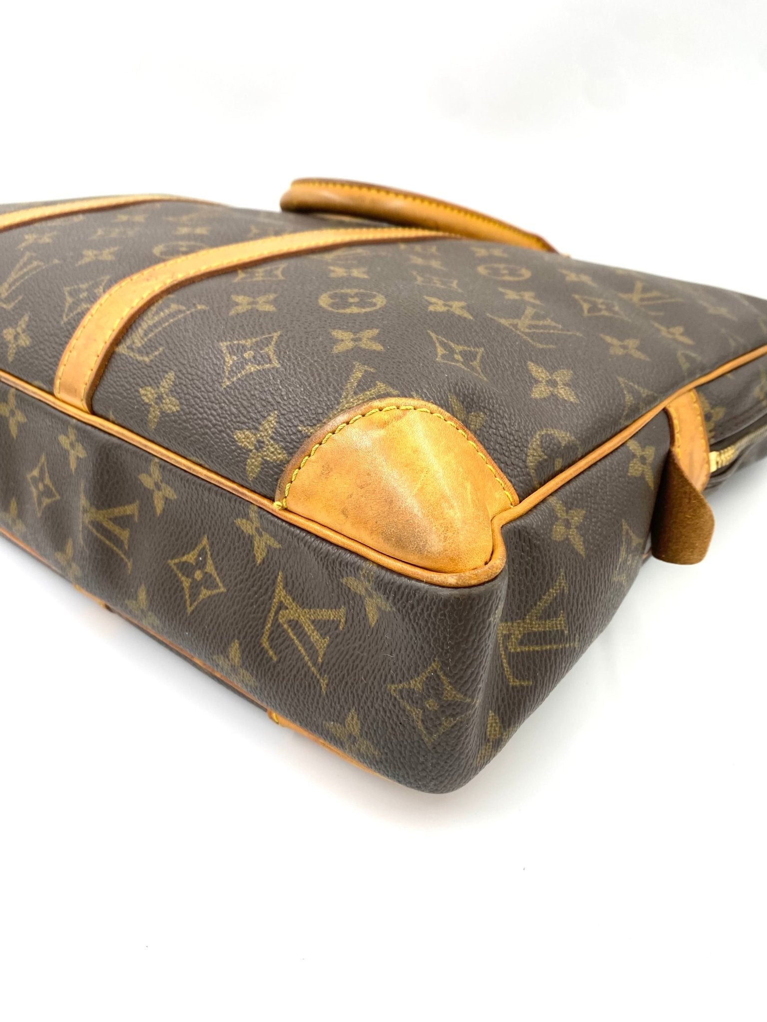 LOUIS VUITTON Porte Documents Monogram Canvas - Clutch & Macarons - TH0937 - Clutch & Macarons - 