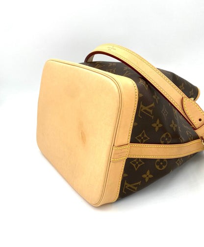 LOUIS VUITTON Noe petit Monogram Canvas - Clutch & Macarons - Chip - Clutch & Macarons - 