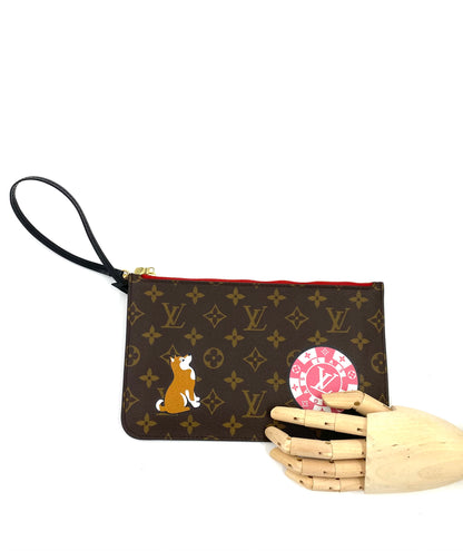 LOUIS VUITTON Pochette Worldtour