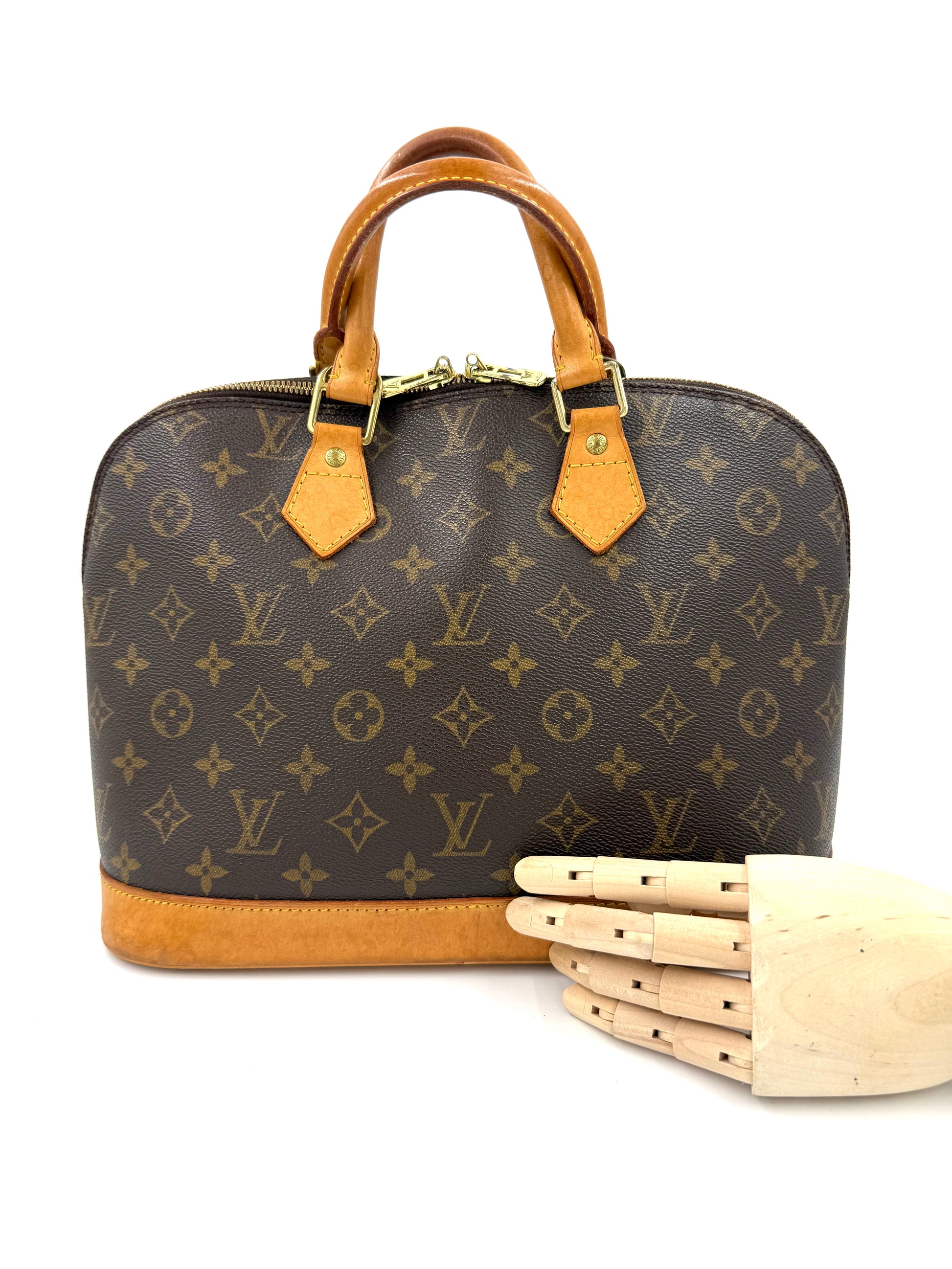 LOUIS VUITTON Alma PM Monogram Canvas Designerhandtasche mit Lederboden und zwei Lederriemen in Vintage-Optik