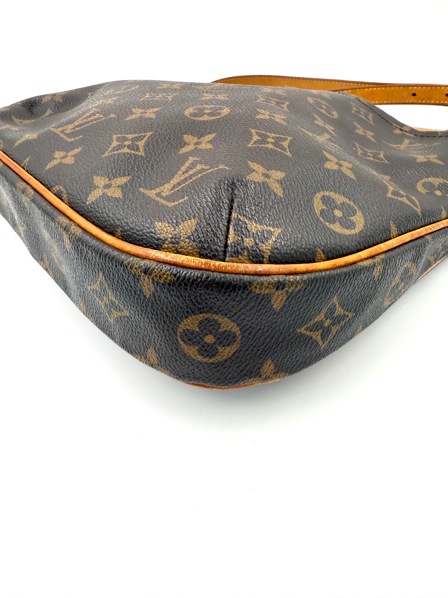 LOUIS VUITTON Odeon PM Monogram Canvas