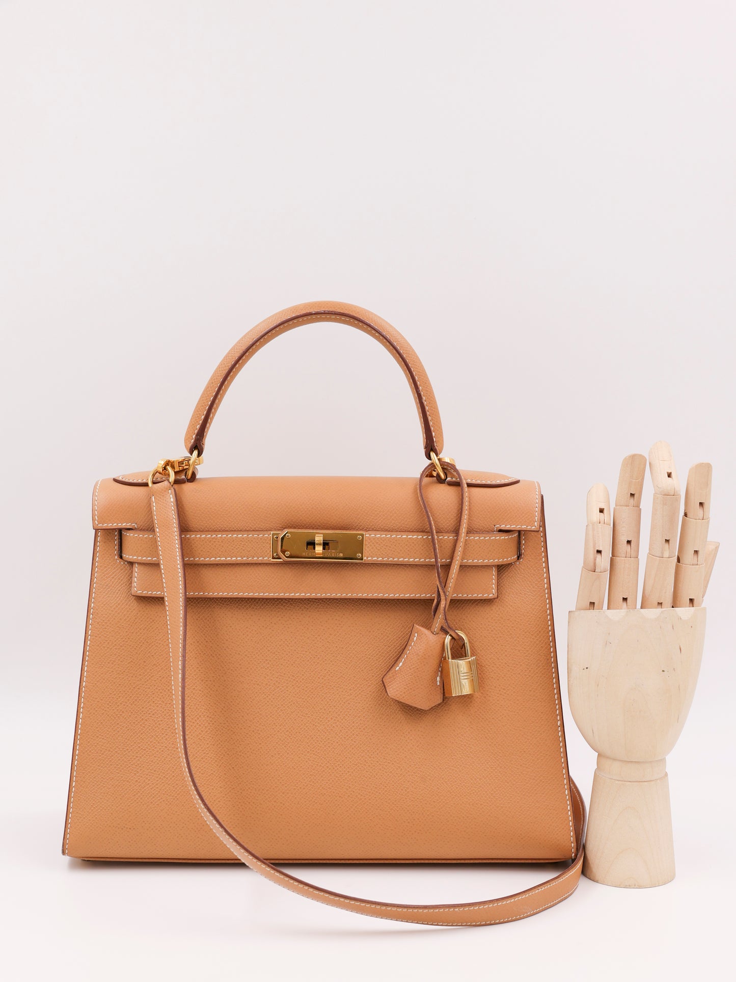 HERMÈS Kelly 28 Courchevel gold GHW