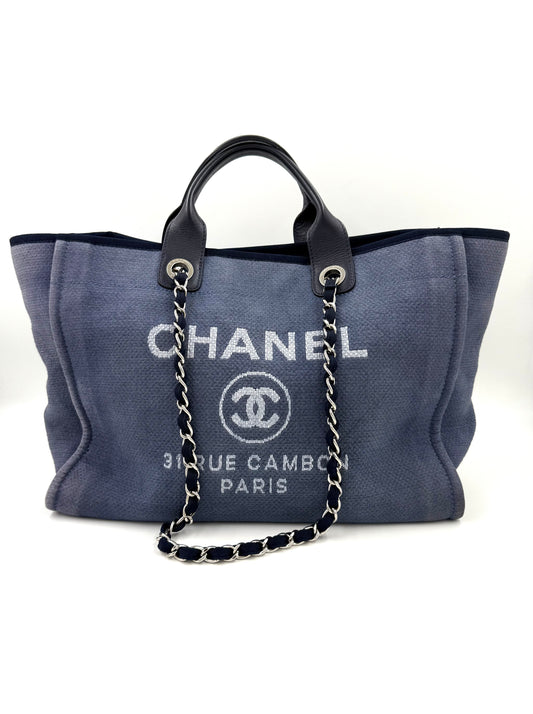 CHANEL Deauville Shopper