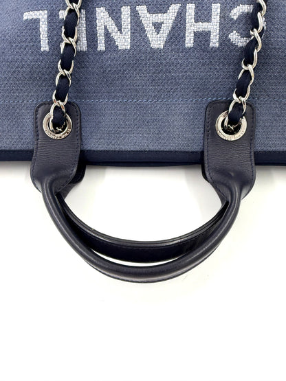 CHANEL Deauville Shopper