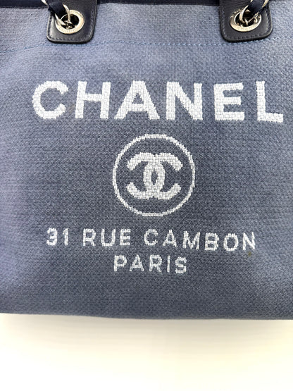 CHANEL Deauville Shopper