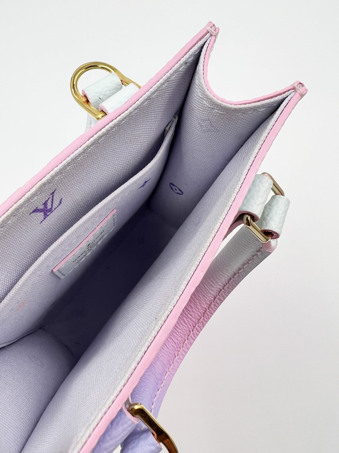 LOUIS VUITTON Sac Plat Mini Escale
