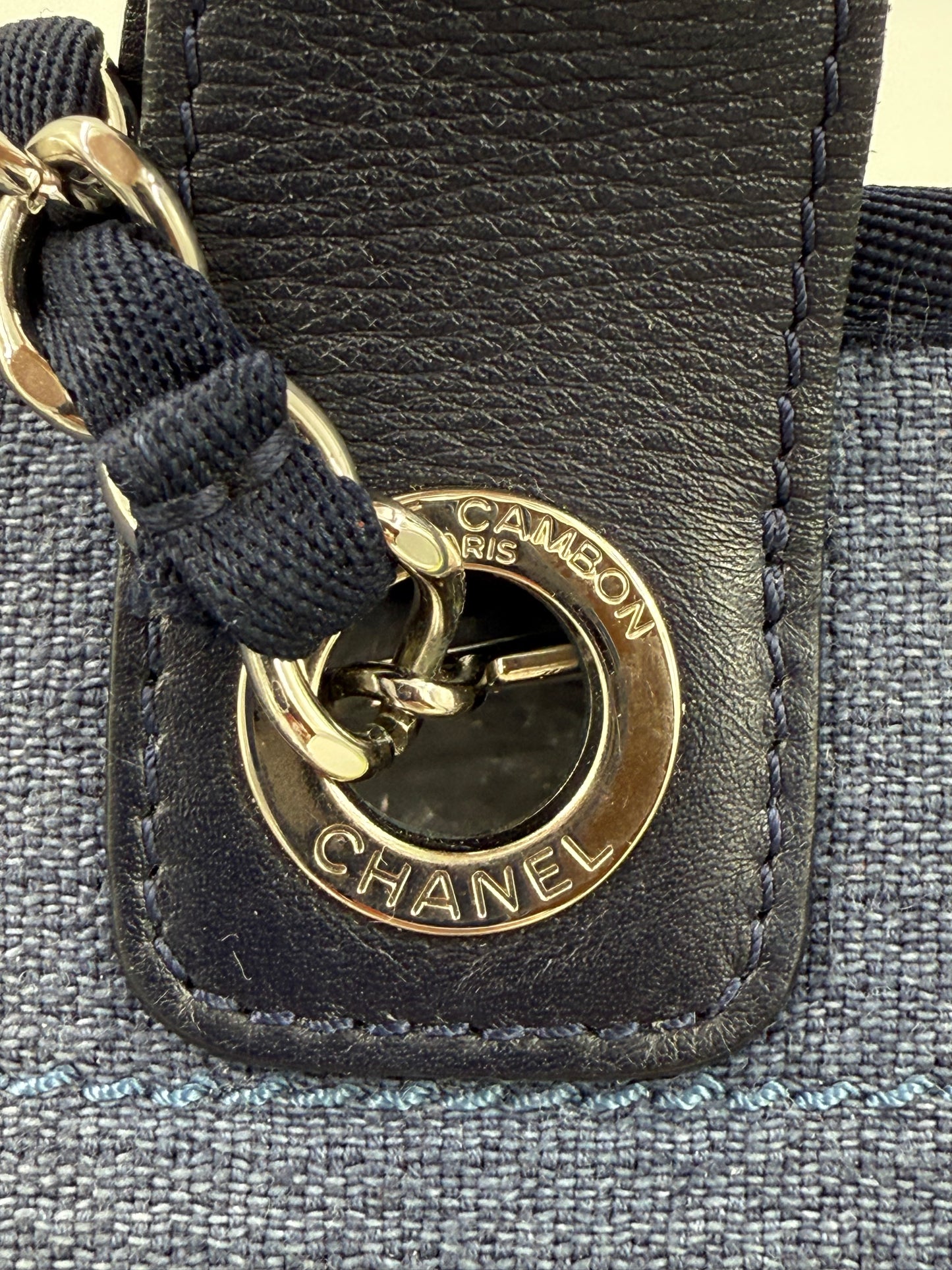 CHANEL Deauville Shopper
