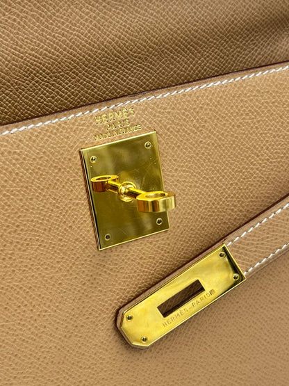 HERMÈS Kelly 28 Courchevel gold GHW