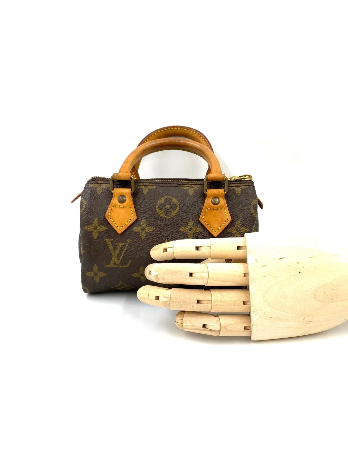 LOUIS VUITTON Nano Speedy Monogram Canvas - Clutch & Macarons - TH0913 - Clutch & Macarons - 