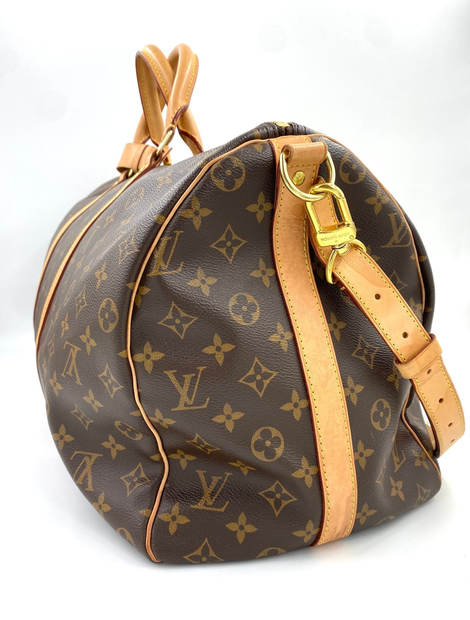 LOUIS VUITTON Keepall 50 Bandouliere Monogram Canvas - Clutch & Macarons - Chip - Clutch & Macarons - 