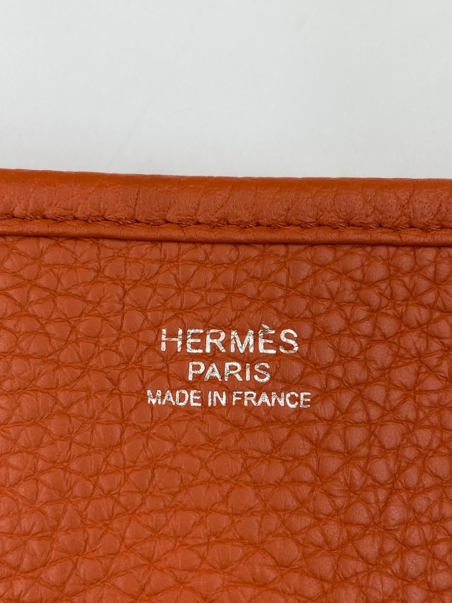 HERMÈS Evelyne 33 Clemenceleder Terre Battue - Clutch & Macarons - Stempel A, 2017 - Clutch & Macarons - 