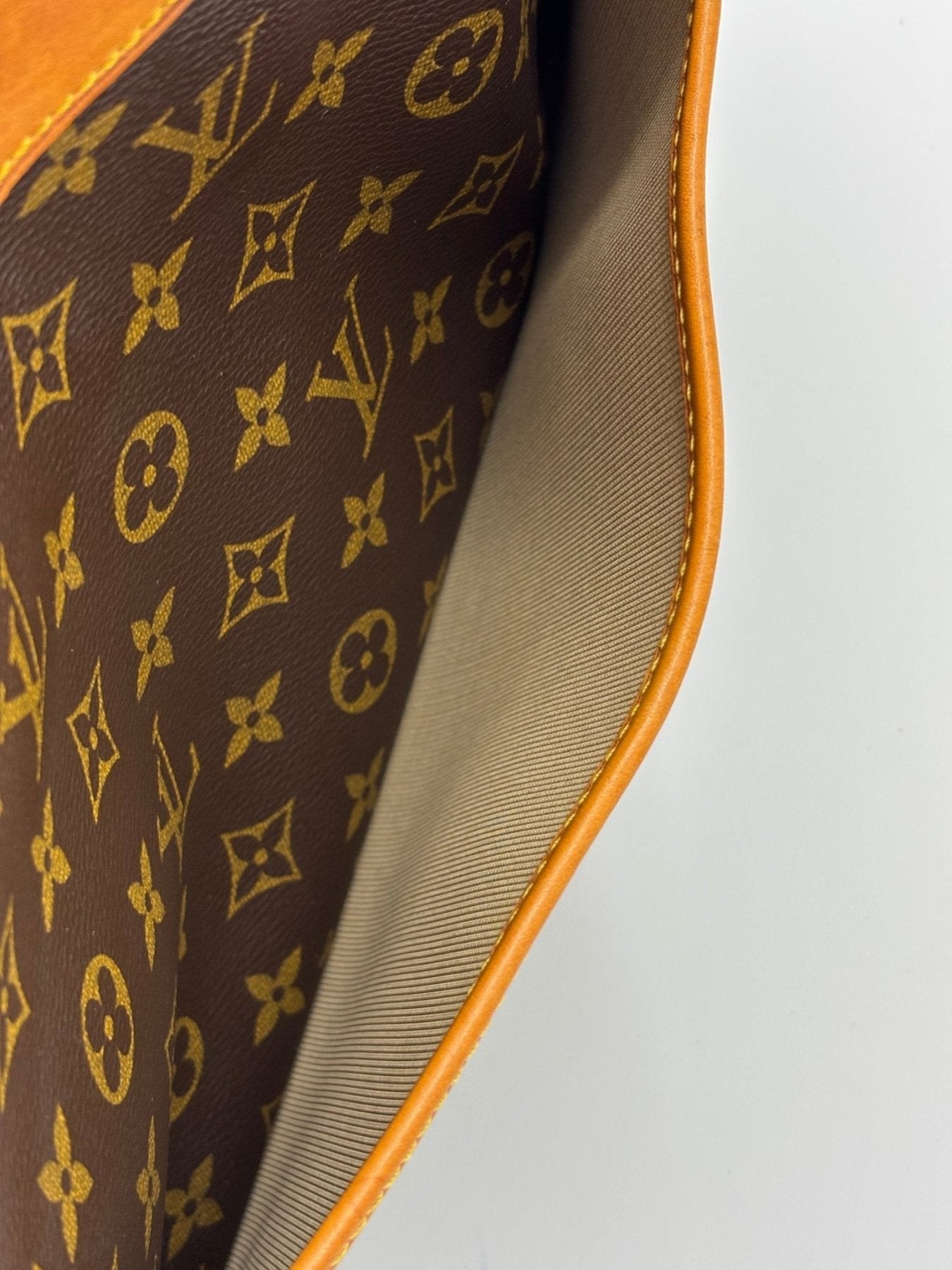LOUIS VUITTON Deauville Monogram Canvas - Clutch & Macarons - MB0044 - Clutch & Macarons - 