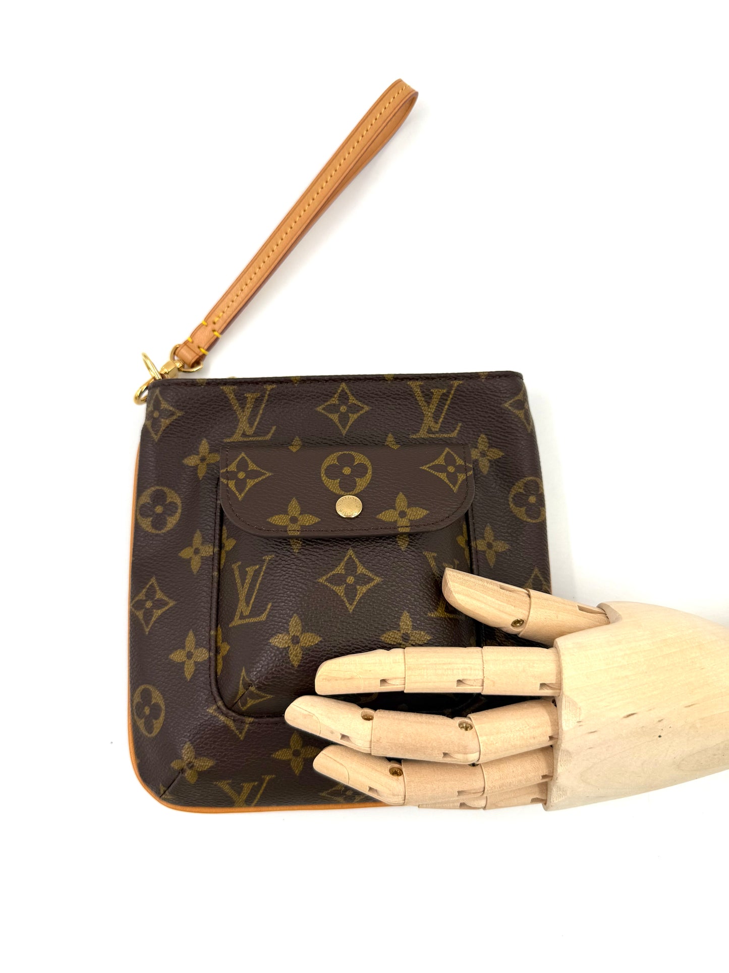 LOUIS VUITTON Partition Monogram Canvas