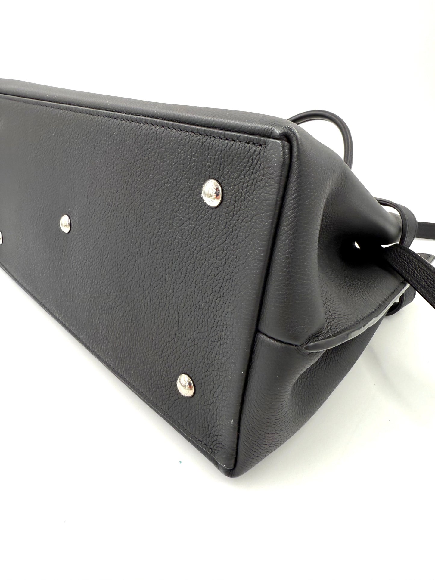 LOUIS VUITTON Lockme schwarz