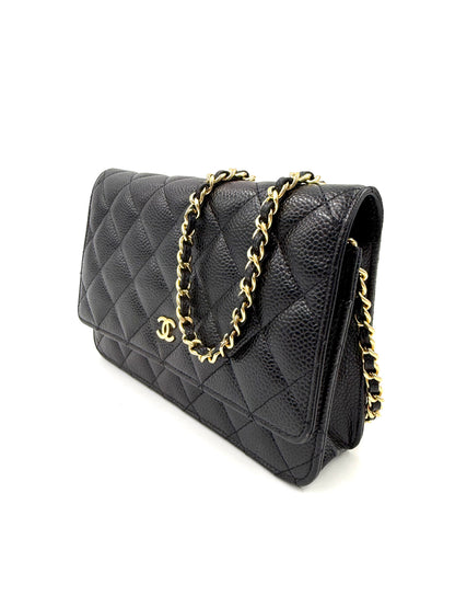 CHANEL Wallet on Chain Caviarleder schwarz GHW elegante gesteppte Lederclutch mit goldfarbener Kette und Logo