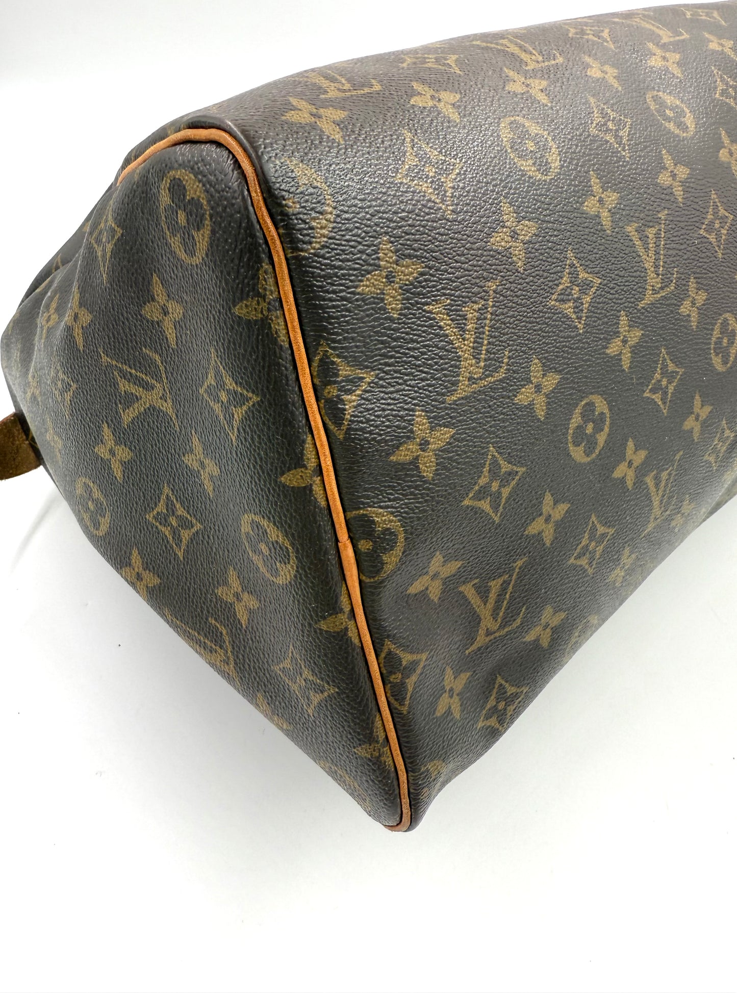 LOUIS VUITTON Speedy 40 Monogram Canvas Vintage