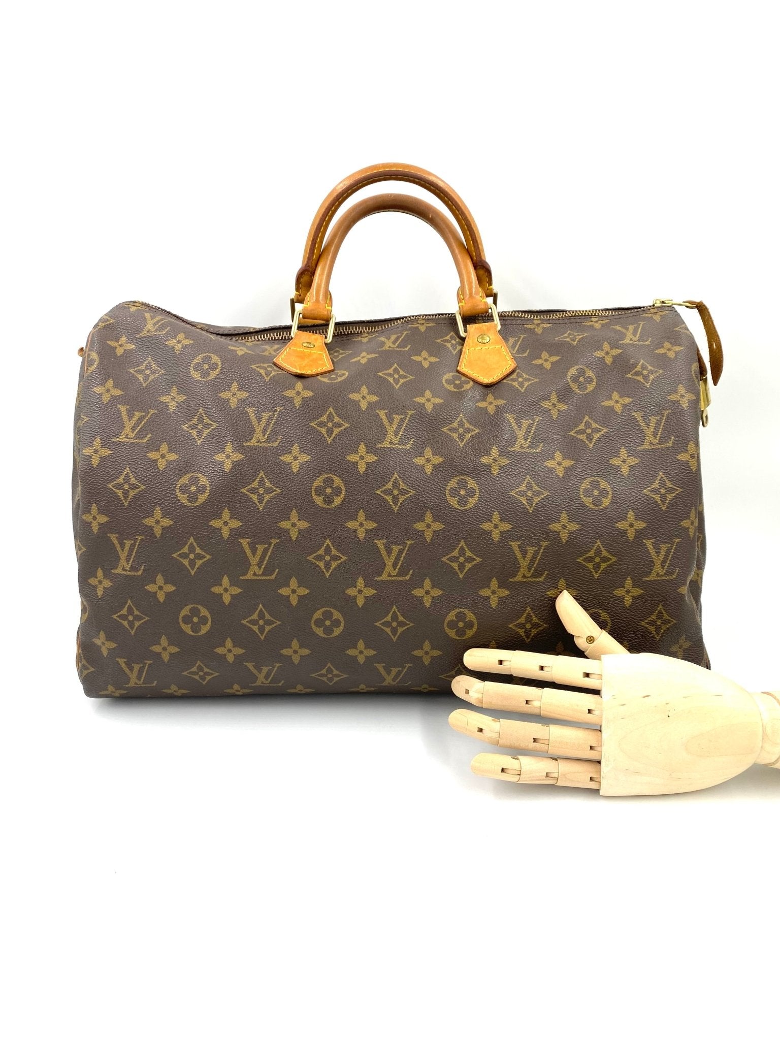 LOUIS VUITTON Speedy 40 Monogram Canvas - Clutch & Macarons - SP1927 - Clutch & Macarons - 