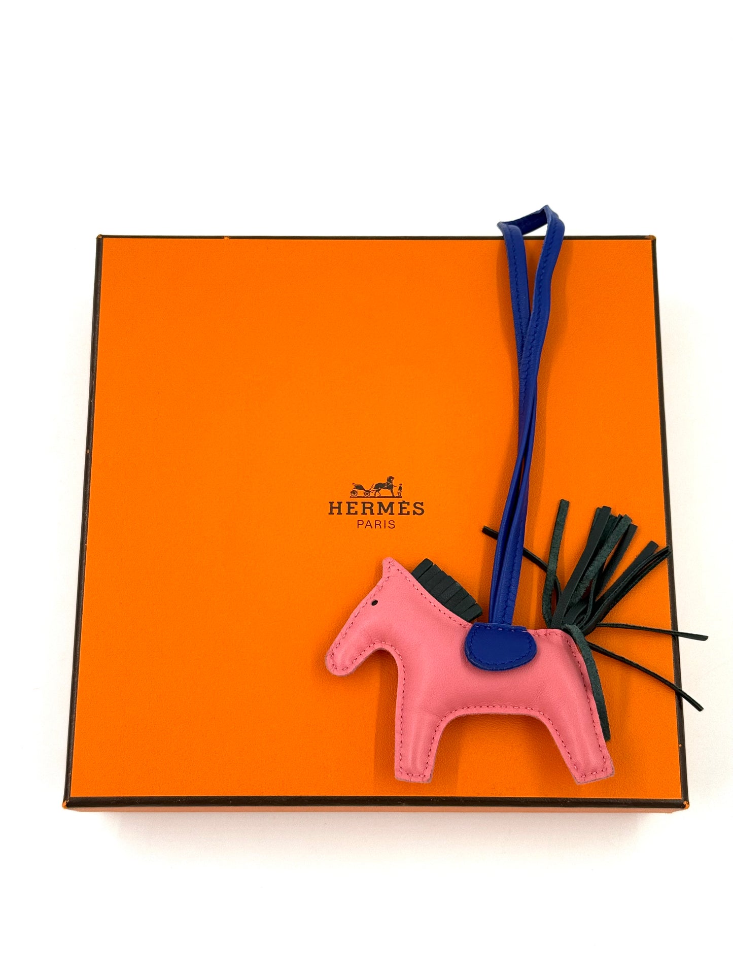 HERMÈS Rodéo PM rosa blau