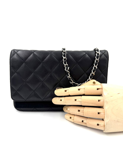 CHANEL Wallet on Chain WoC schwarz Lammleder SHW