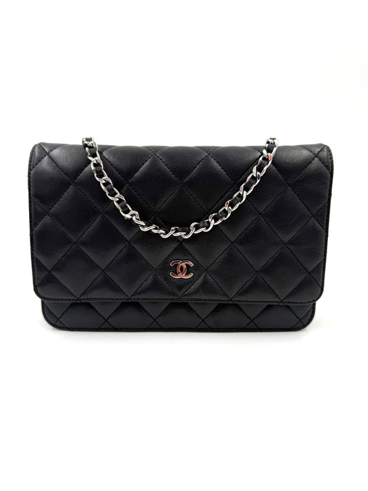 CHANEL Wallet on Chain WoC schwarz Lammleder SHW