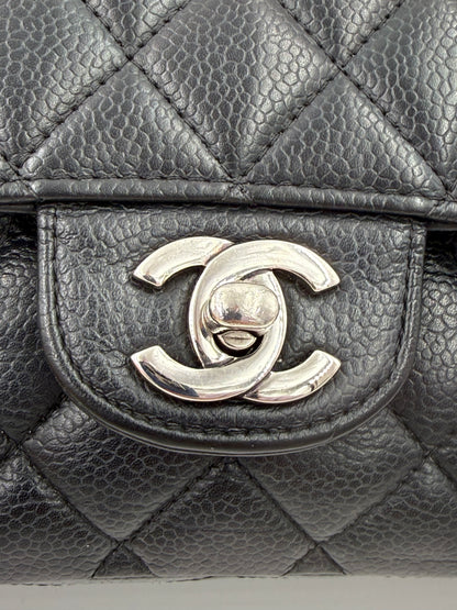 CHANEL Timeless Double Flap medium Caviar schwarz SHW