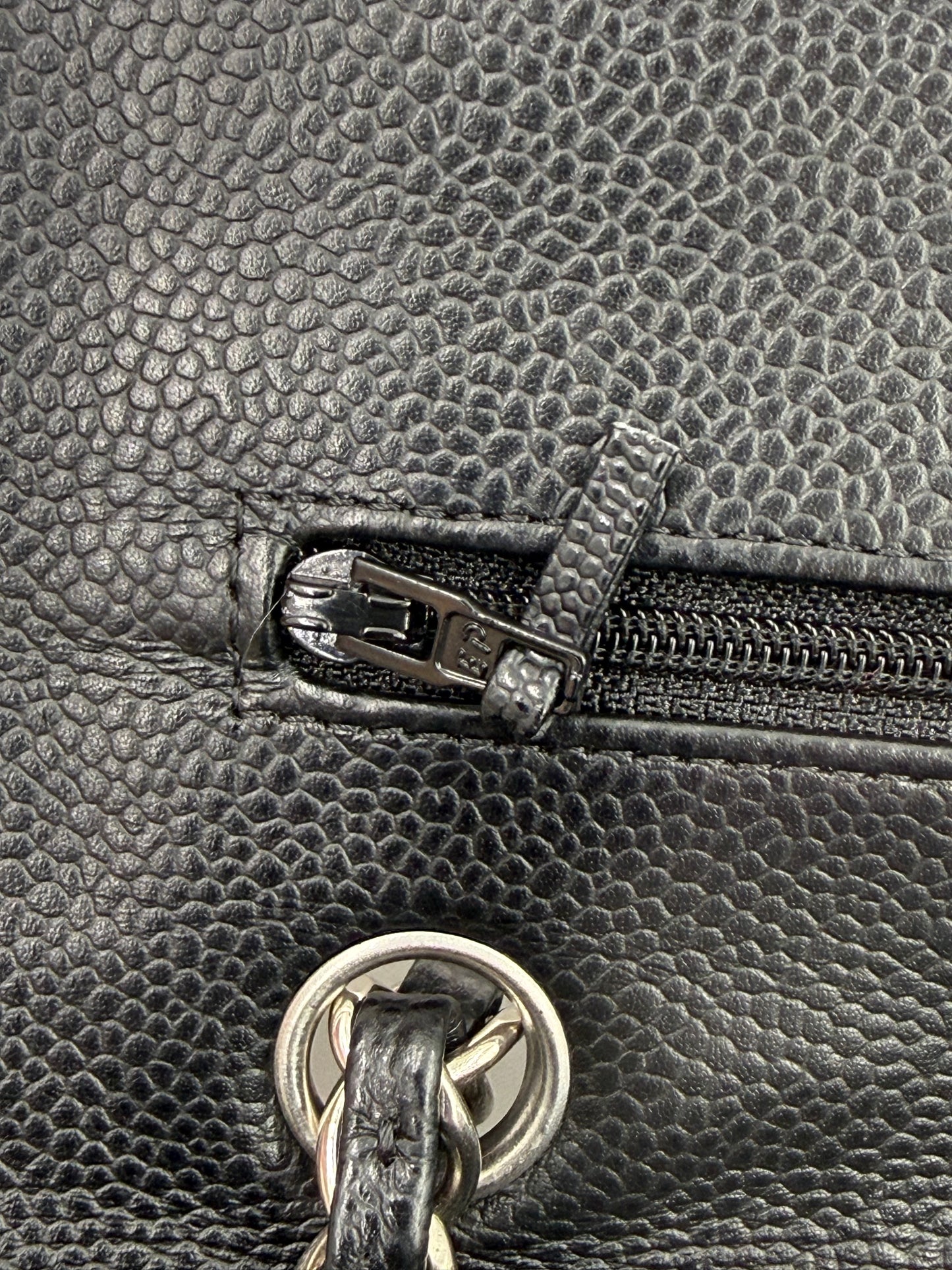 CHANEL Timeless Double Flap medium Caviar schwarz SHW