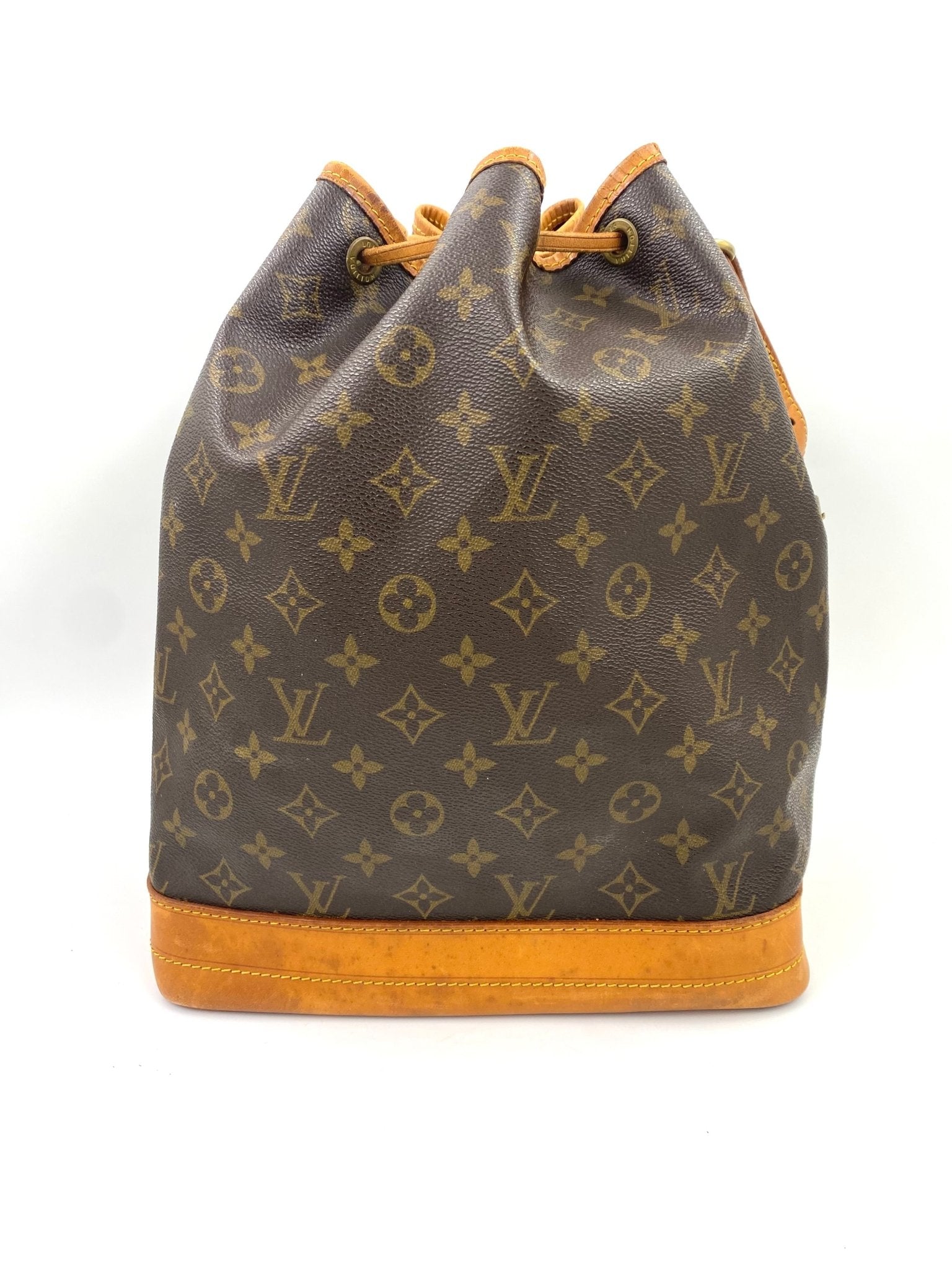 LOUIS VUITTON Vintage Sac Noe grande Monogram Canvas - Clutch & Macarons - AR0924 - Clutch & Macarons - 