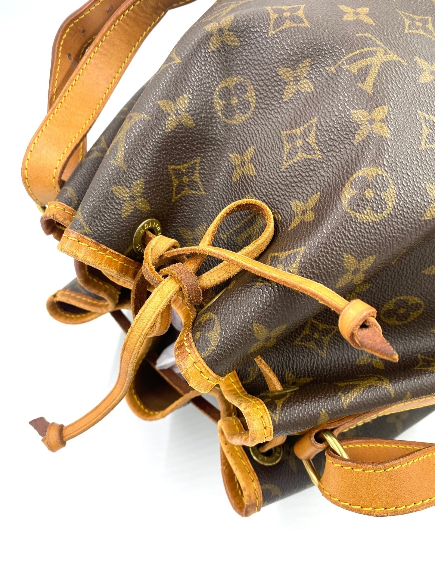 LOUIS VUITTON Vintage Sac Noe grande Monogram Canvas - Clutch & Macarons - AR0924 - Clutch & Macarons - 