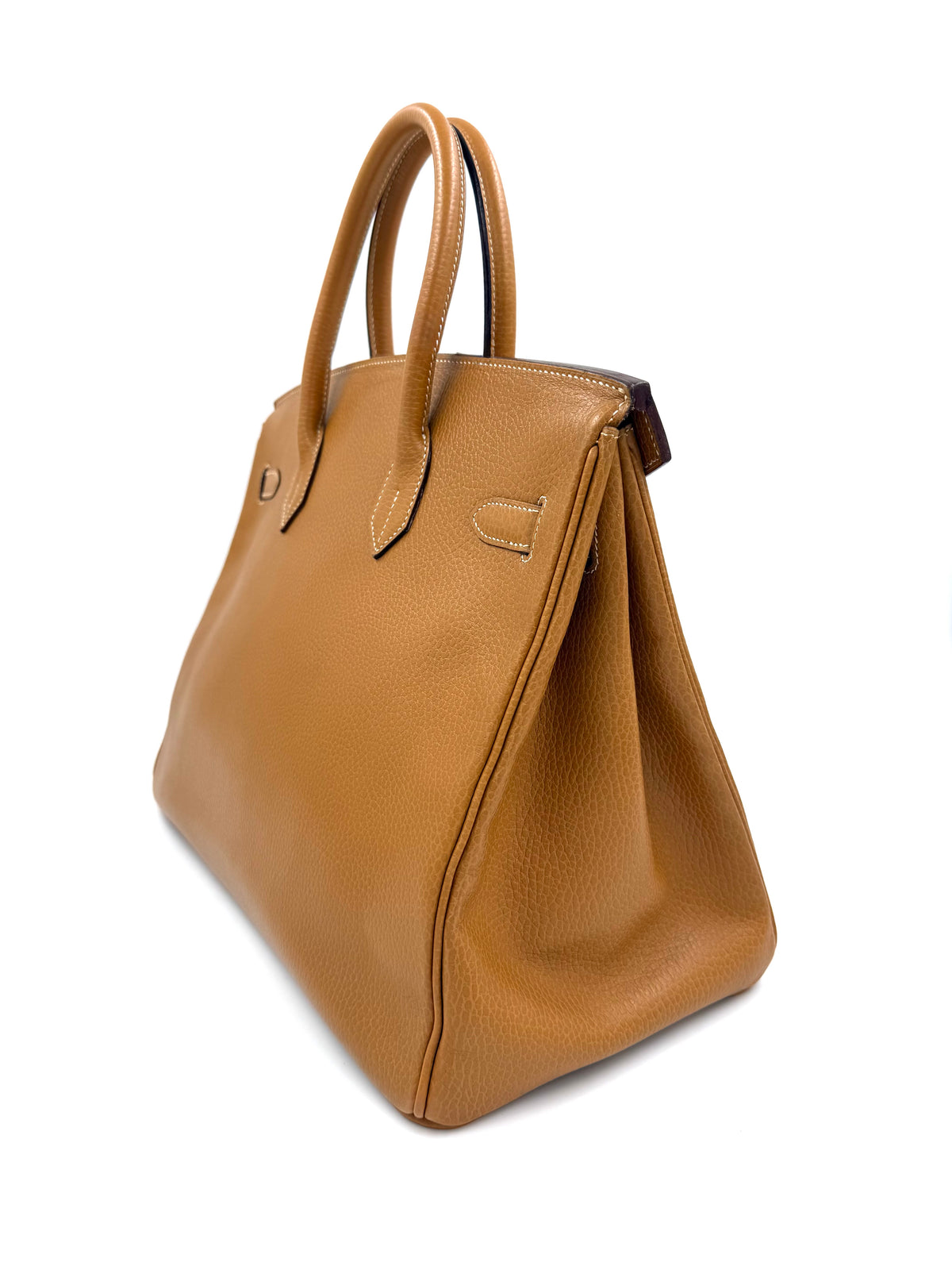HERMÈS Birkin 35 Ardennes Gold GHW in Gold mit zwei Henkeln und strukturierter Lederoptik