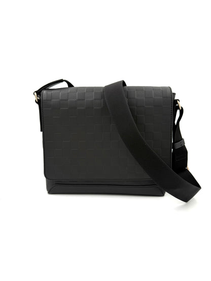 LOUIS VUITTON District PM Damier Infini