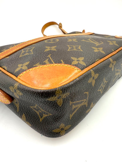 LOUIS VUITTON Trocadero 23 Monogram Canvas Vintage