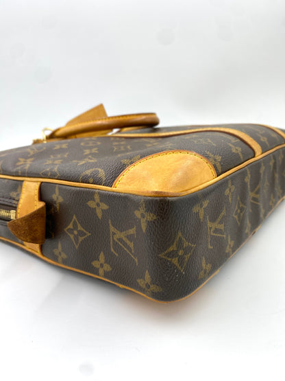 LOUIS VUITTON Porte Documents Monogram Canvas