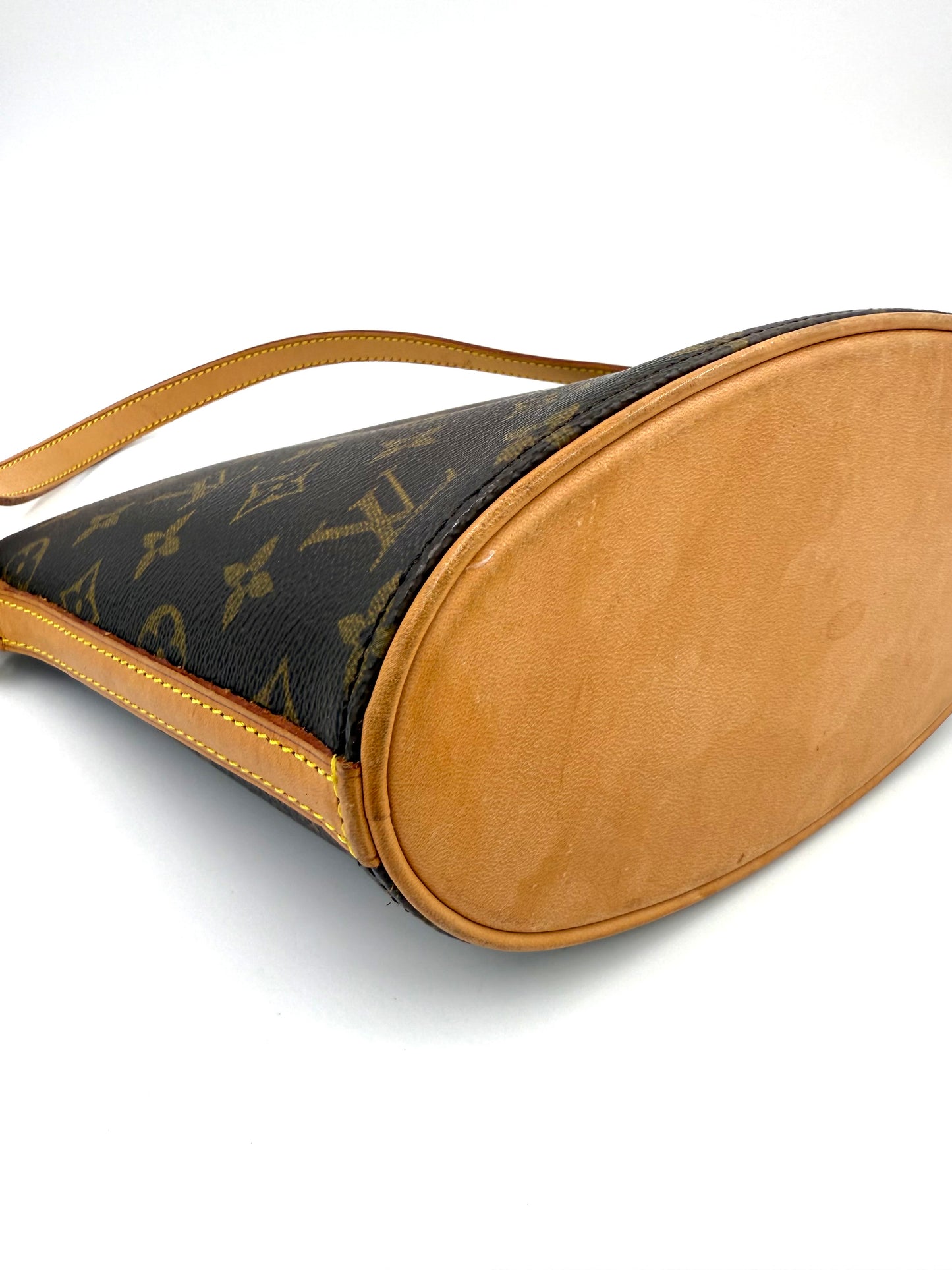 LOUIS VUITTON Drouot Monogram Canvas